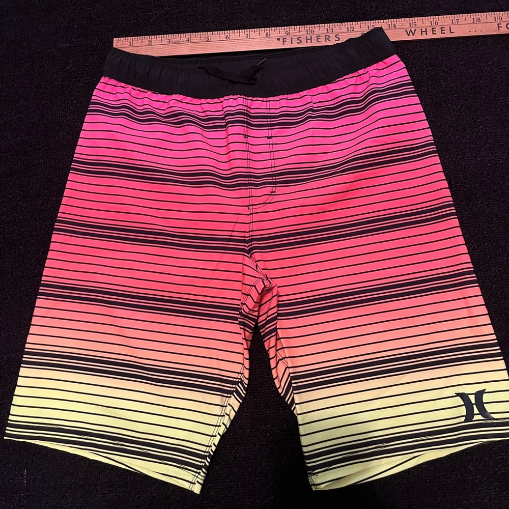 Hurley Striped Gradient Board Shorts boys 14-16